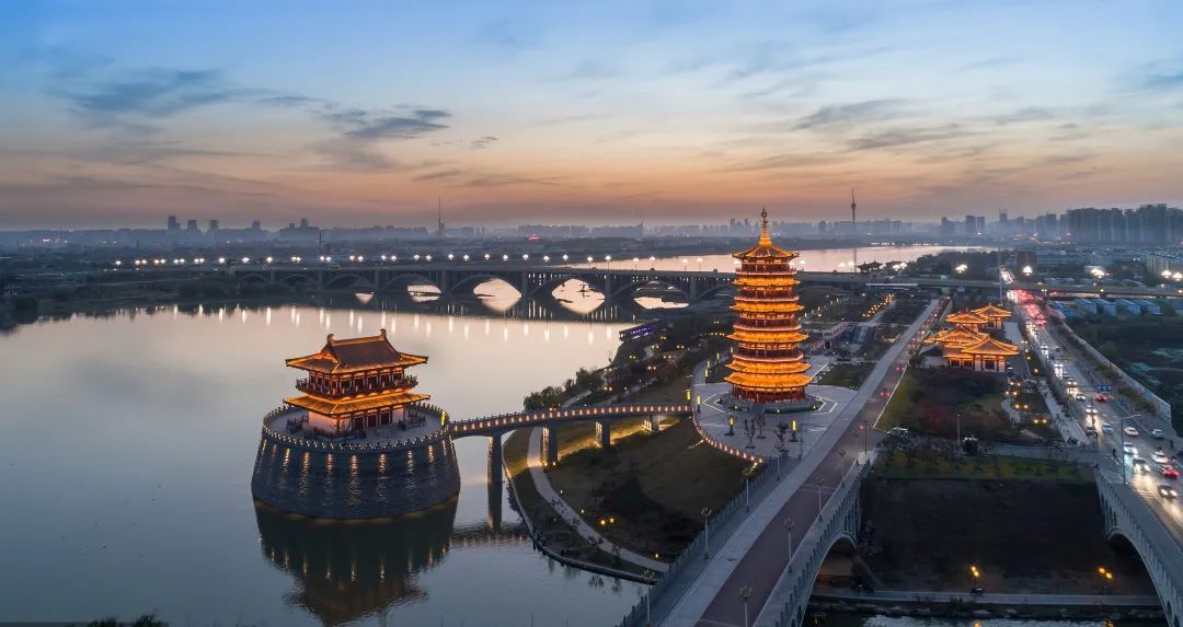 河南,友情、家庭与爱的温馨日常故事