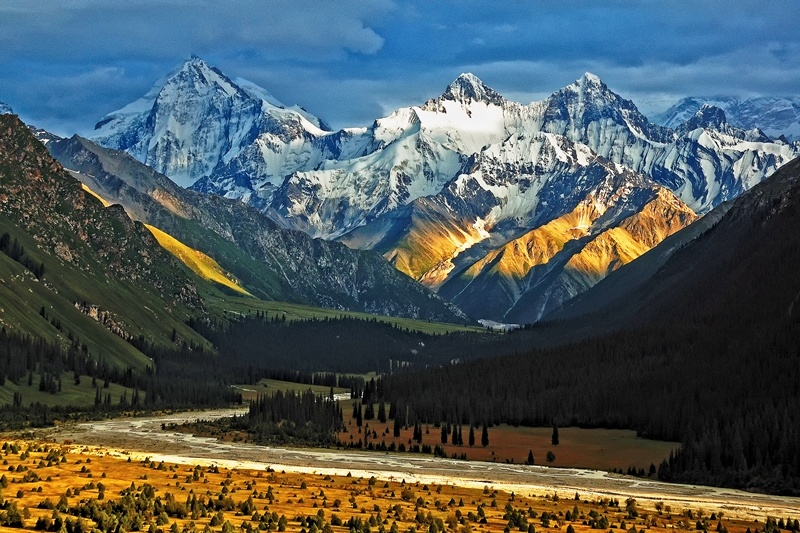 探寻新疆,丝绸之路上的璀璨明珠